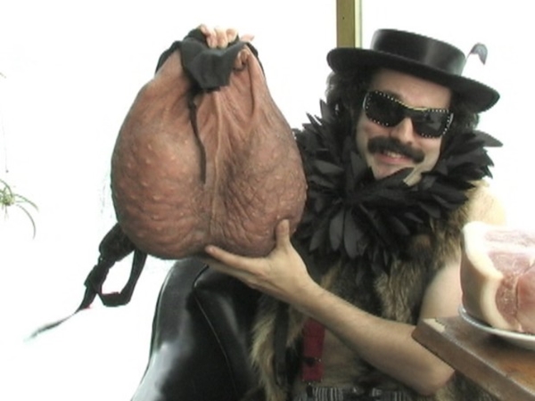 กระเป๋าถุงอัณฑะยักษ์