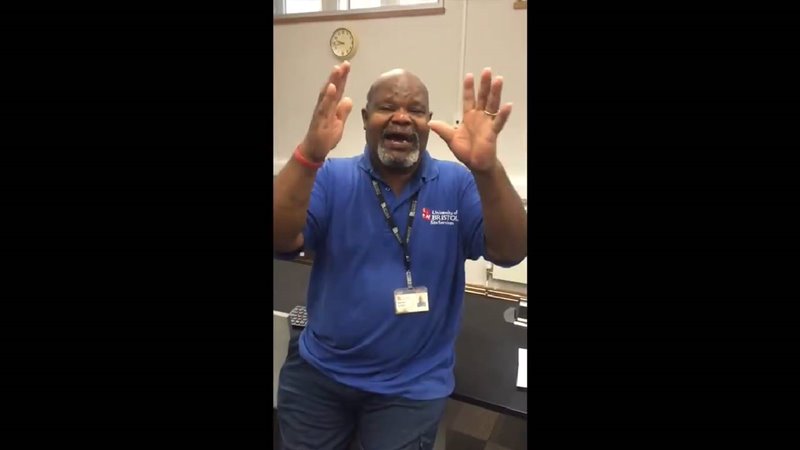 เซอร์ไพรส์ภารโรง