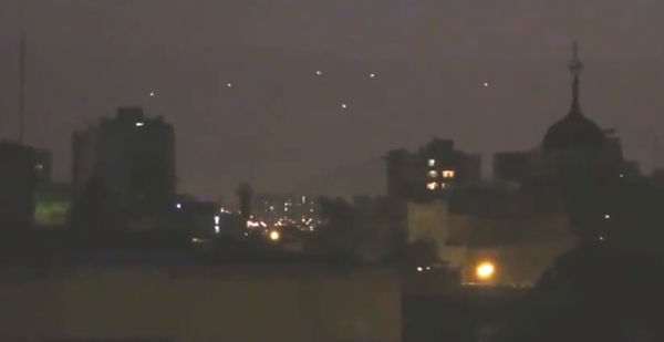 แสงไฟประหลาด