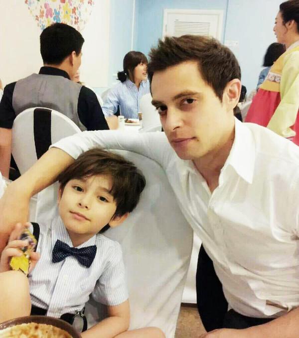 เดนนิส เคน 