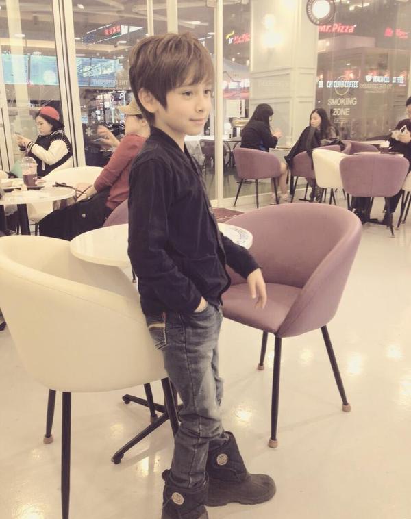 เดนนิส เคน 