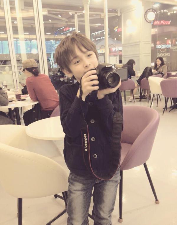 เดนนิส เคน 