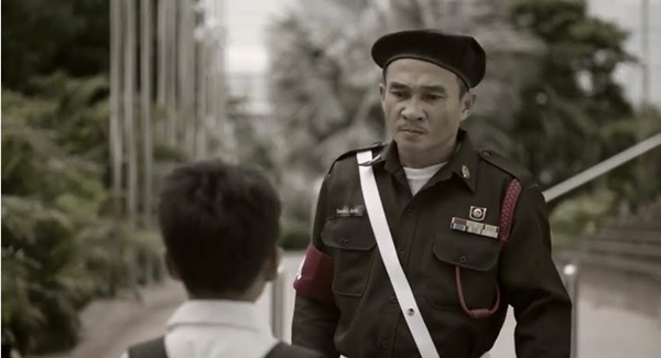 ทำไมผมต้องกราบยาม