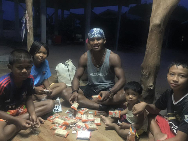 บัวขาว บัญชาเมฆ