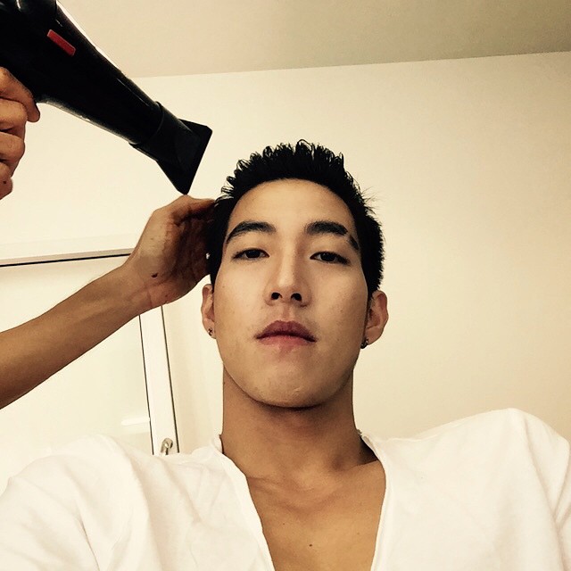 โตโน่ ภาคิน