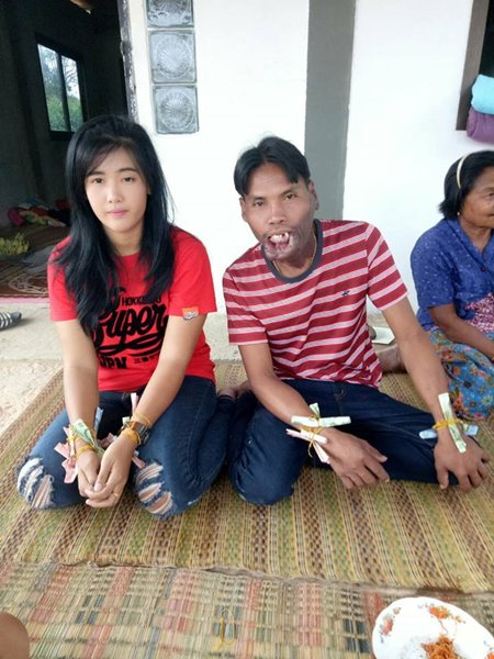 มีมี่ บุญมี ขันทอง