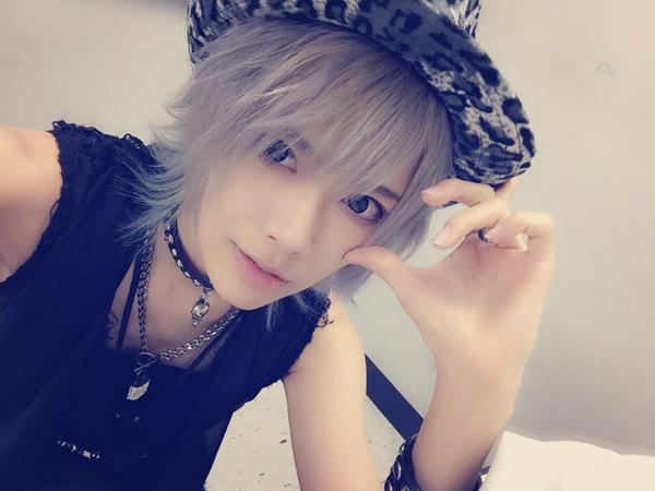 Root นางแบบสาวหล่อ