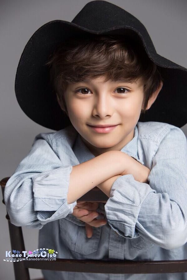 เดนนิส เคน 