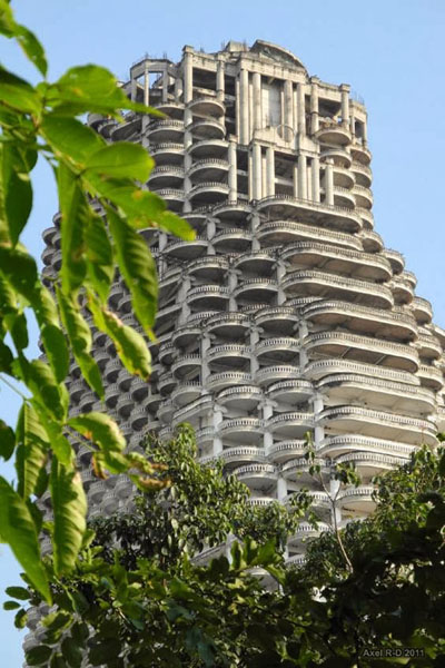 ตึกสาธร