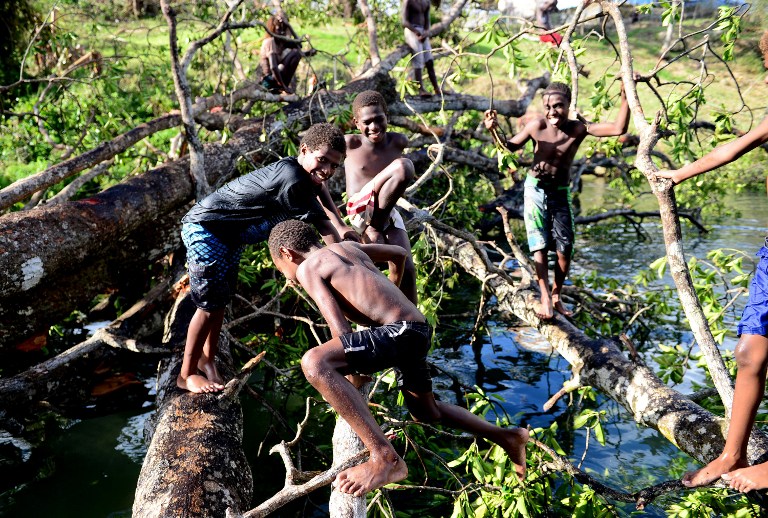 เผยภาพถ่ายสะกิดใจ วานาอูตูหลังถูกไซโคลนถล่มย่อยยับ