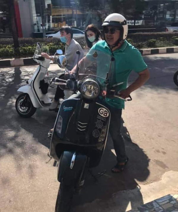 2 หนุ่มพลเมืองดี 