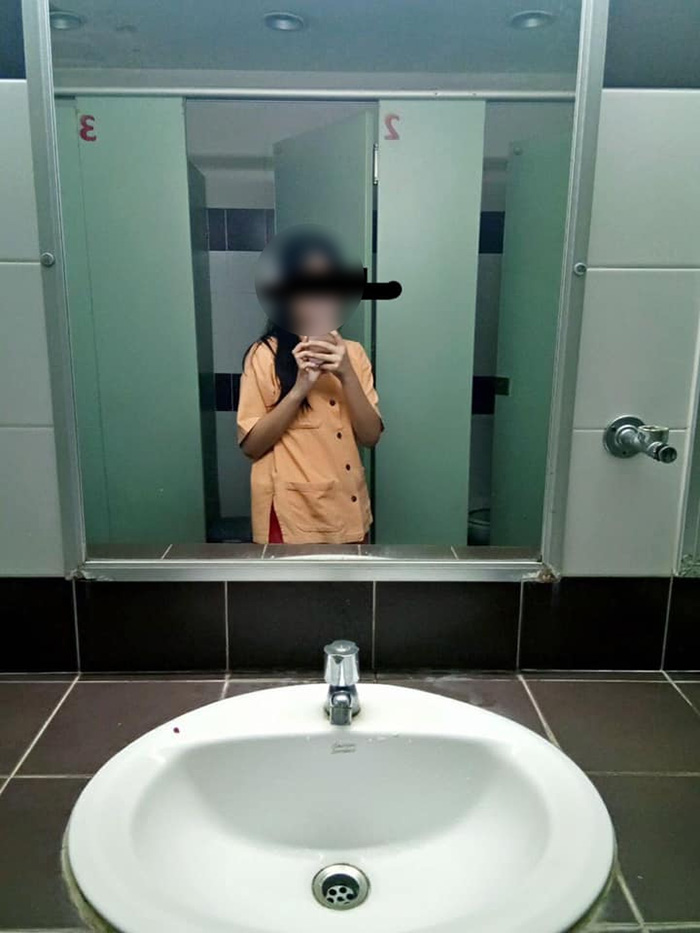 เด็กให้ใส่ชุดนักโทษ