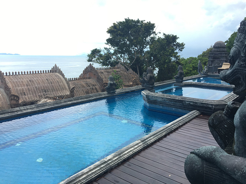 โรงแรมไทย