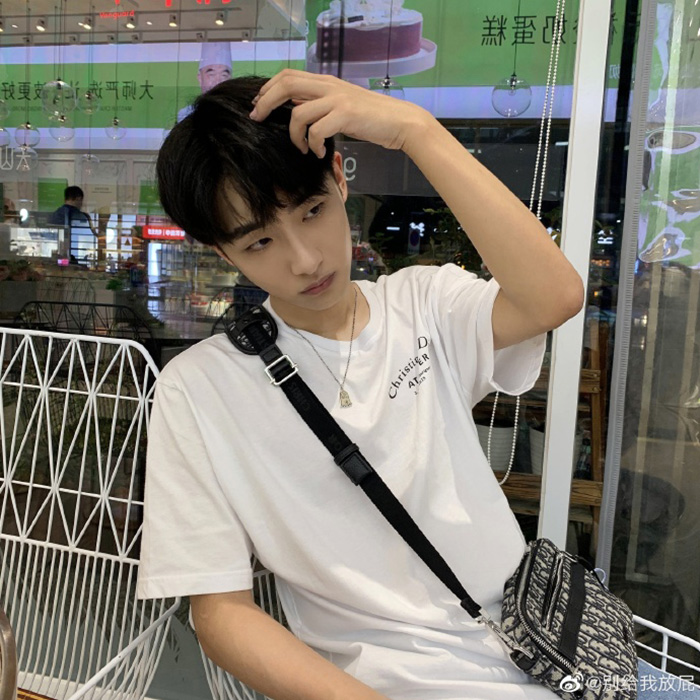 หนุ่มออกรายการทีวี