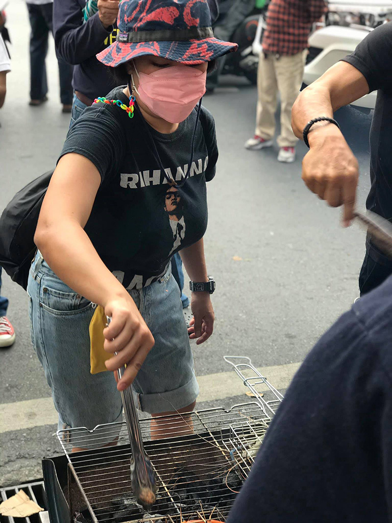 ม็อบราษฎร