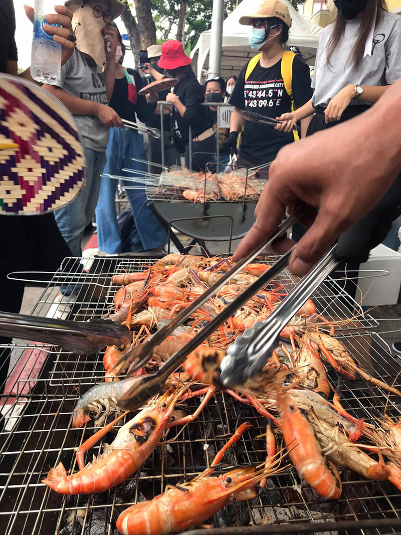 ม็อบราษฎร