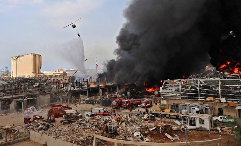 ไฟไหม้ท่าเรือกรุงเบรุต