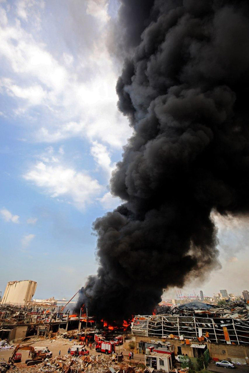 ไฟไหม้ท่าเรือกรุงเบรุต