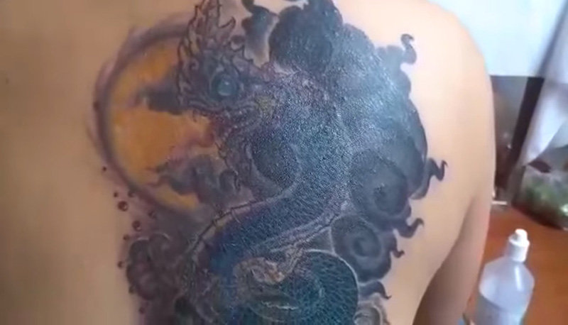 สาวสักช้ำ