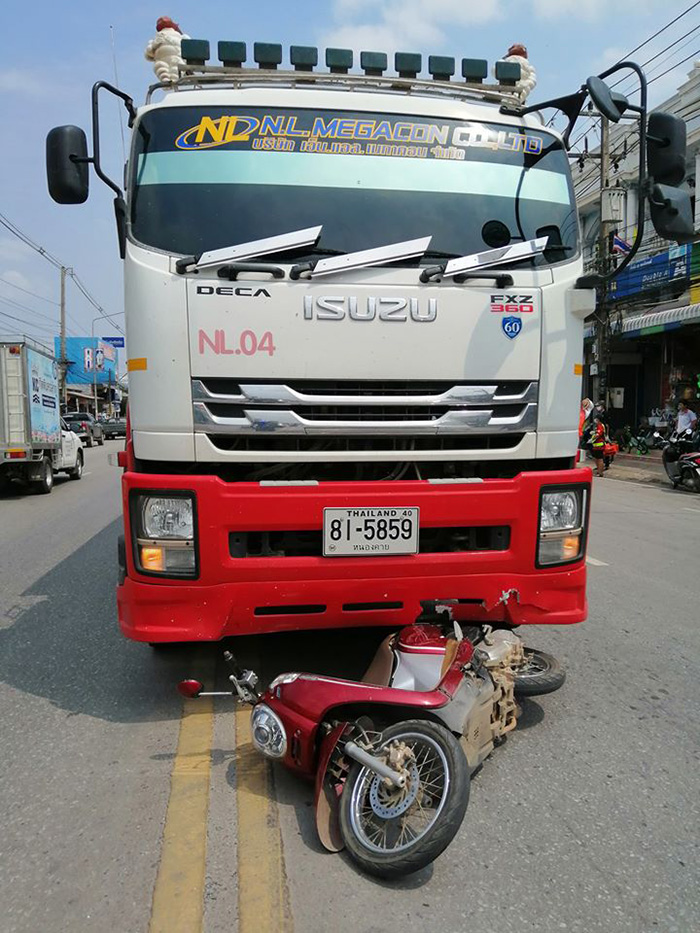 รถพ่วงทับ