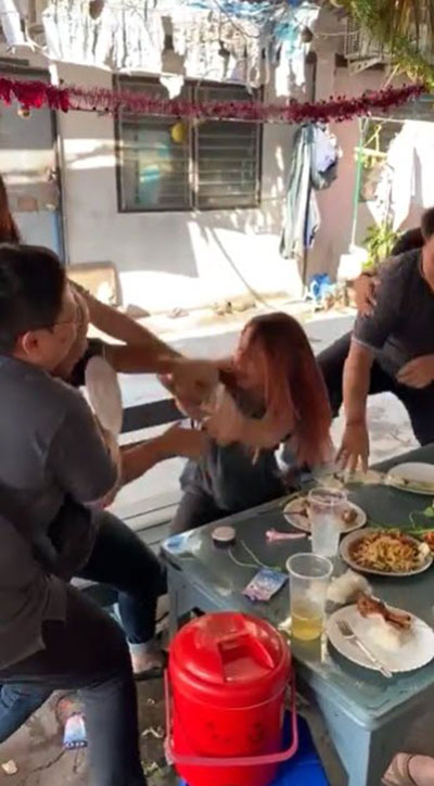 ฮือฮา คลิปสาวโรงงานเปิดศึก 