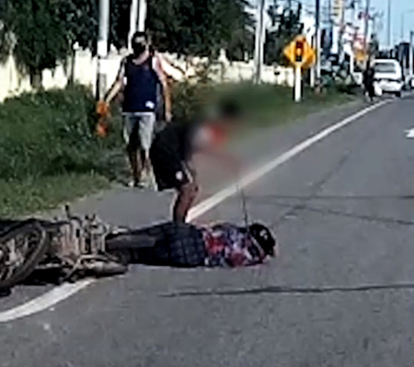 ภาพข่าวคนขับรถตู้เฉี่ยว จยย.