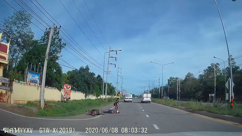 ภาพข่าวคนขับรถตู้เฉี่ยว จยย.