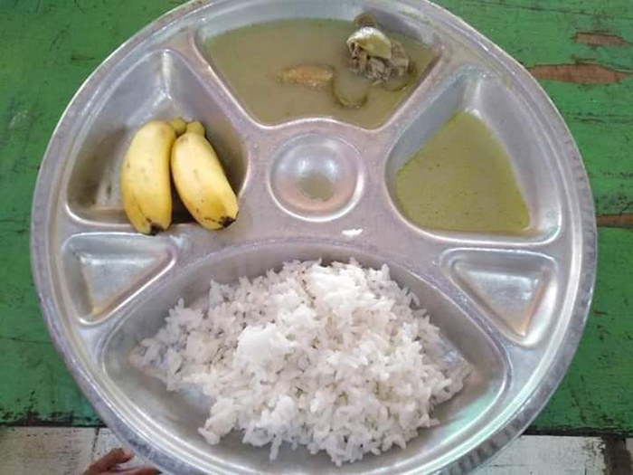 อาหารกลางวันเด็ก