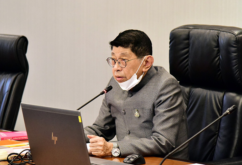 นายวิษณุ เครืองาม