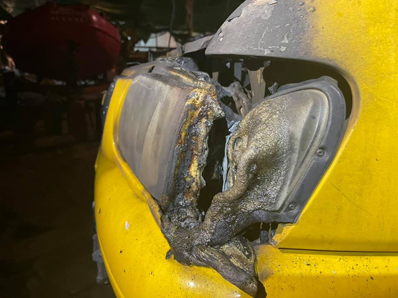 เผารถกู้ภัยกลางดึก