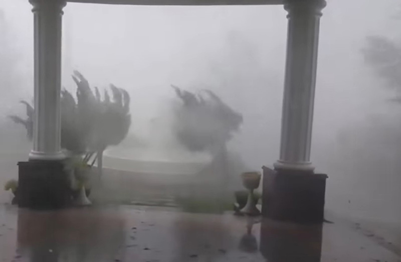 พายุฤดูร้อนถล่มเชียงใหม่ 