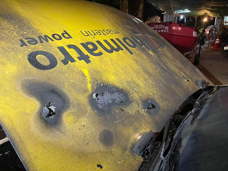 เผารถกู้ภัยกลางดึก