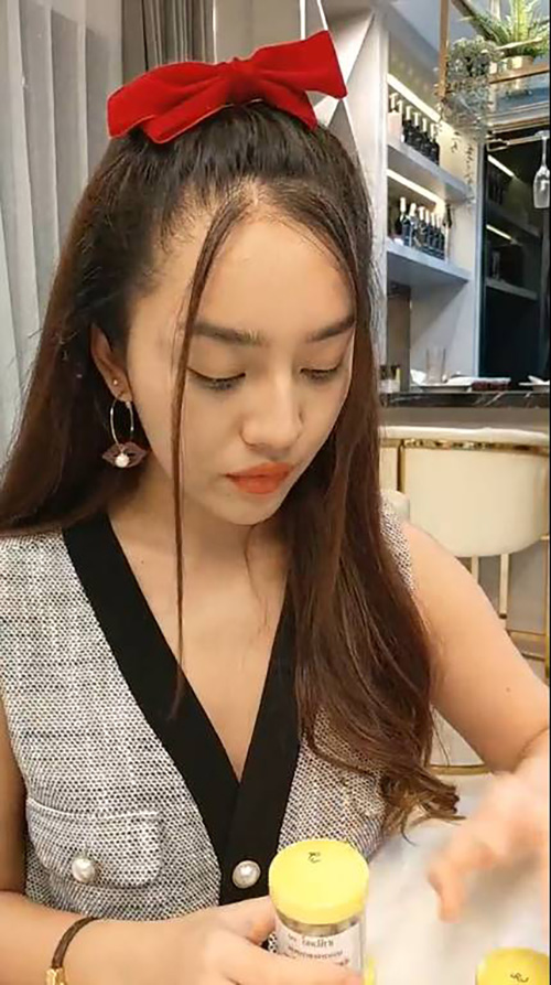 เส้นด้าย สอดอStyle