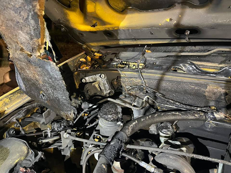 เผารถกู้ภัยกลางดึก