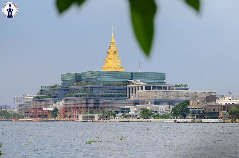 รัฐสภาหลังใหม่