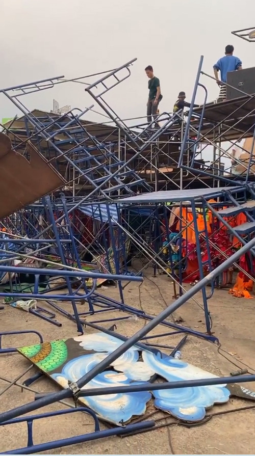 พิษลมพายุฤดูร้อน