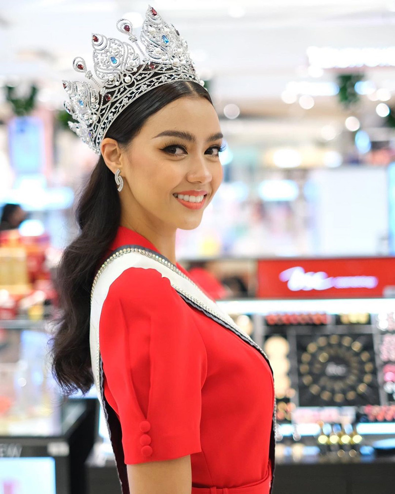 อแมนด้า