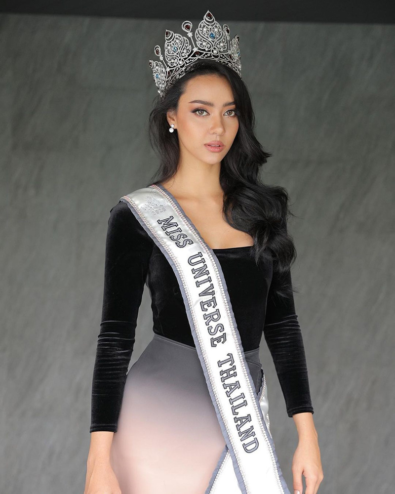 อแมนด้า