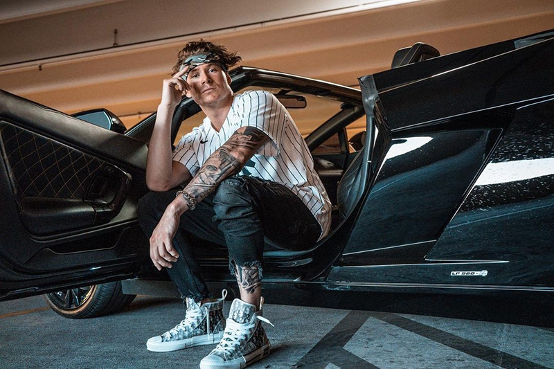 หนุ่มเปิดเส้นทางชีวิต