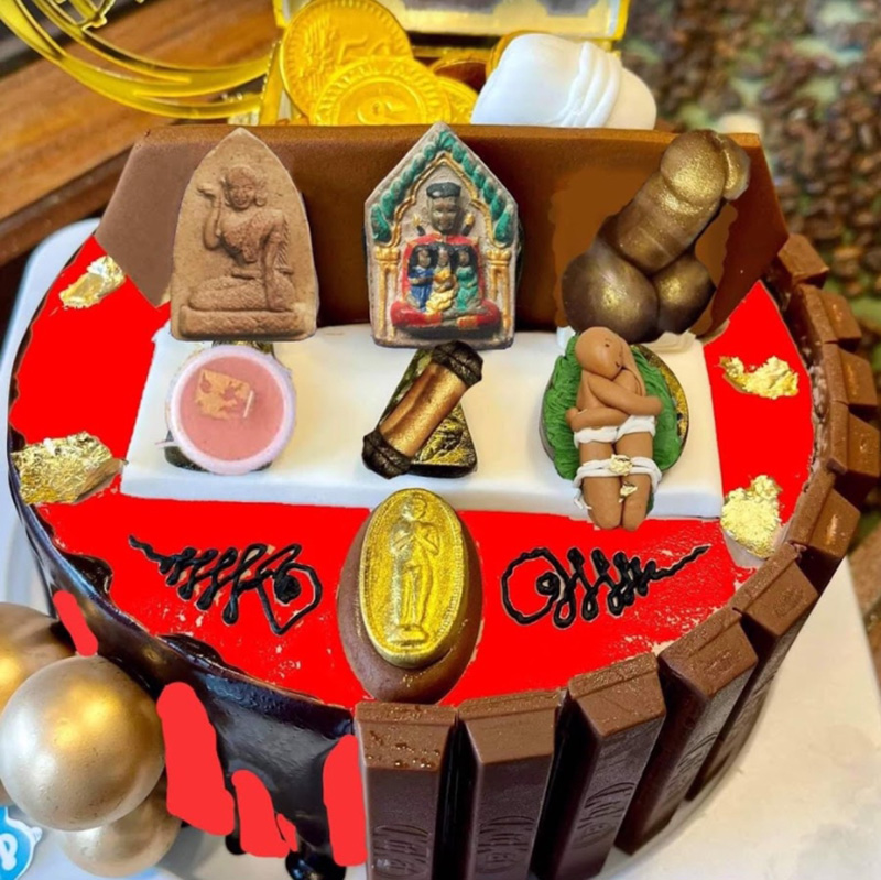 เจ้าของร้านเค้กพระเครื่อง