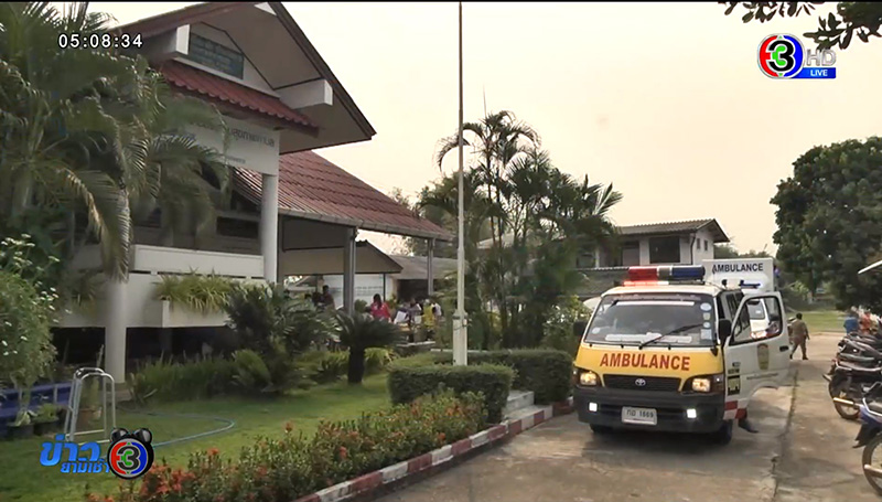 หามนักเรียนนับ 100 ส่ง รพ. 