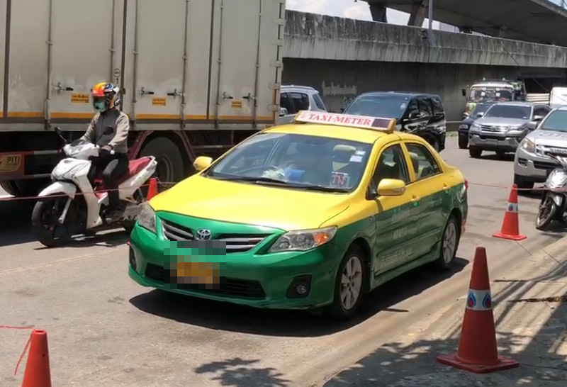 ขับรถปาดหน้ากันถึงขั้นชักปืนยิง 3 นัด