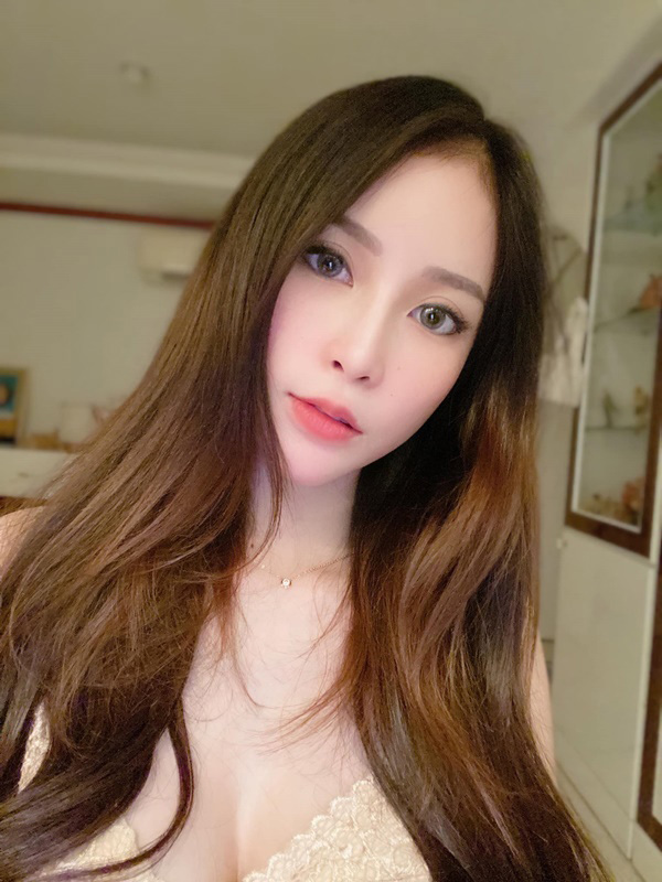 พิพลอย พัชราพร