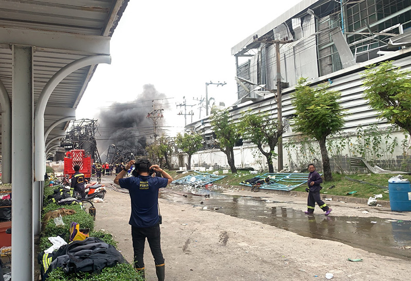 ไฟไหม้โรงงานกิ่งแก้ว