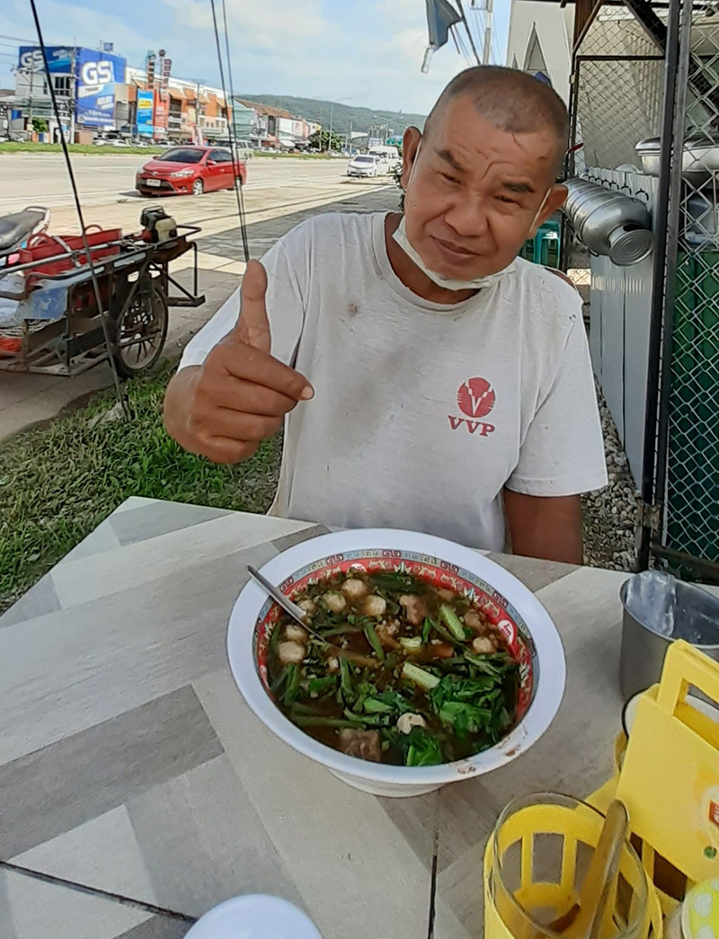 เจ้าของร้าน เหวอ ลุงขับซาเล้งลูกค้าประจำ