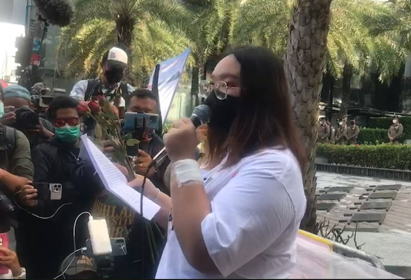 รุ้ง ปนัสยา ลั่นไม่เห็นด้วยคำวินิจฉัยศาล 