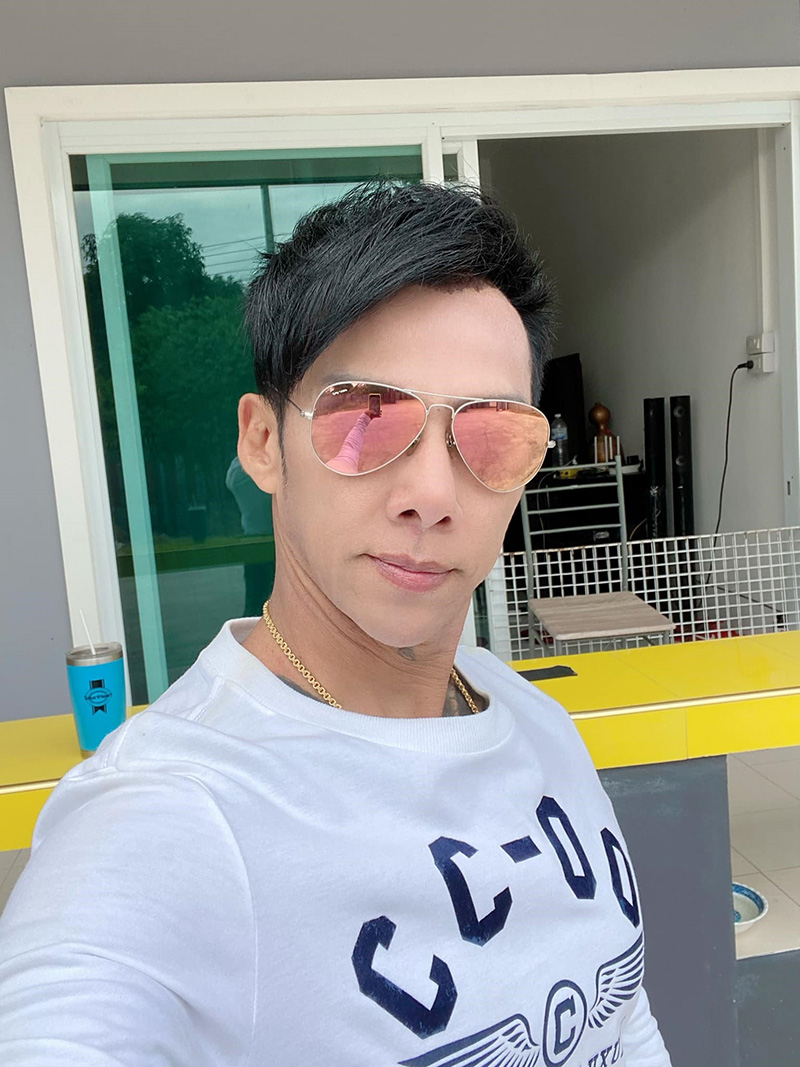 ดาราตัวประกอบ เซลฟี่กับเบนซ์เหลือง ขอโทษ