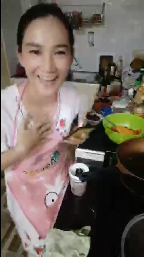 ครูหนึ่ง พิมพร มันนี่โค้ชชื่อดัง