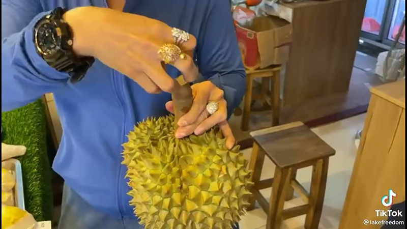 คอมเมนต์