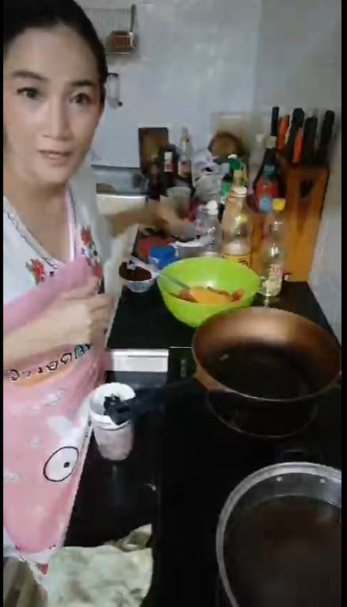 ครูหนึ่ง พิมพร มันนี่โค้ชชื่อดัง